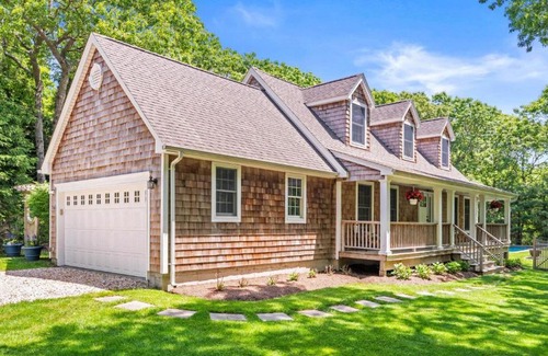 East Hampton North House | Village Fringe Hideaway