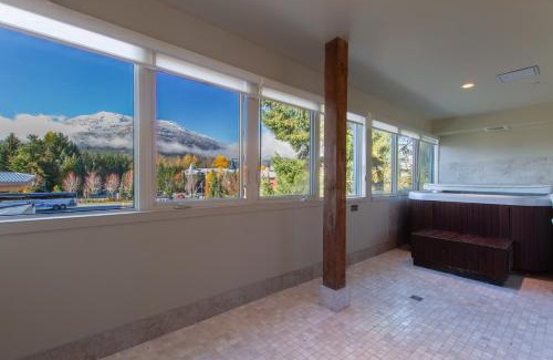 Whistler Village Apartment | Village Gate House by Whiski Jack