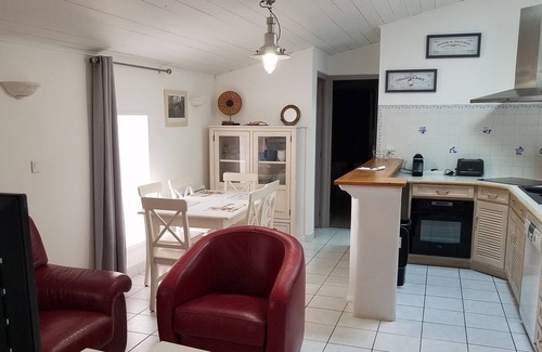 La Flotte House | Village House - Close to the Marina