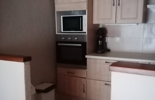 Luzenac House | village house