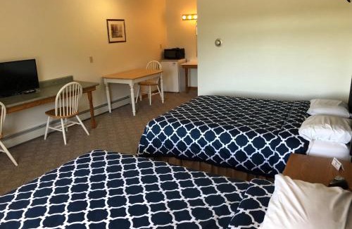 Chatham Hotel | Village Inn Motel