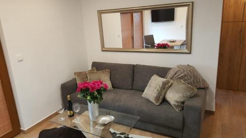 Ceske Budejovice 7 Apartment | Village Premium Apartment by Český Krumlov - adults only