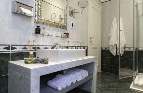 Serralunga d'Alba Hotel | Villaggio Narrante - Foresteria Delle Vigne