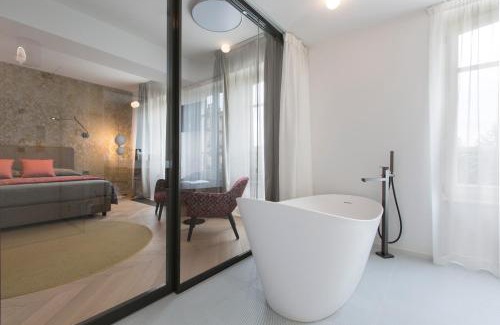 Serralunga d'Alba Hotel | Villaggio Narrante - Le Case dei Conti Mirafiore