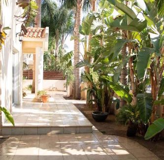 Oroklini Villa | VillaHoliday