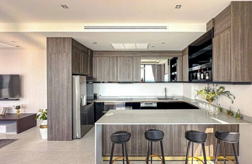 Bang Tao Villa | VillaLayan