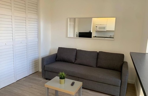 Universidad Apartment | Villas at Auxilio Mutuo 106