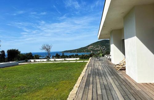 Coggia Villa | Villas de standing avec magnifique vue mer et piscines privées, Sagone