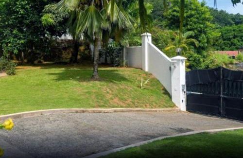 Beau Vallon Villa | Villas in Beau Vallon, Seychelles