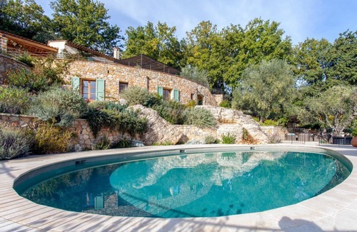 Chateauneuf-Grasse Villa | Villas Jolie and Zen