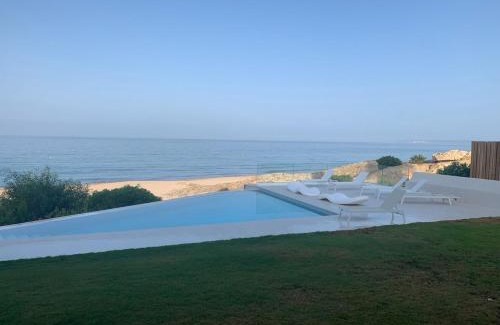 Atlanterra Apartment | Villas Playa