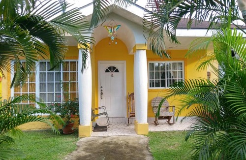 Corozal Villa | Villas Privadas en Palma Real