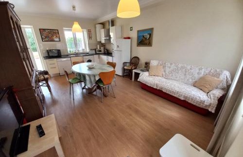 Peniche Villa | VillasFerrel - FlowerPot House