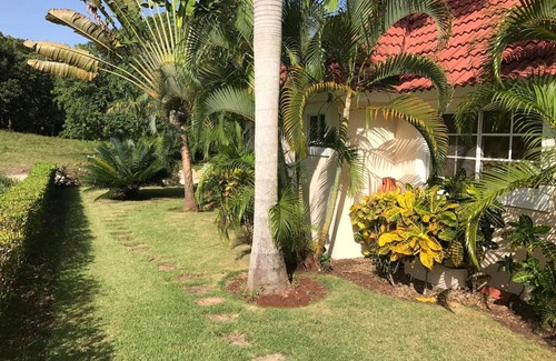Urbanizacion Tavarez Villa | VillaTracey! Sosua 3 BR Pool Wifi Cable Maid #154