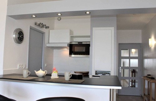 Villeneuve Loubet Beach Apartment | Villeneuve-Loubet: Air-conditioned apartment, 2 rooms, 4 sleeps, optional parking