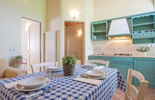 Simignano Cottage | Villetta in Borgo Toscano Antico, garden, park and swimming pool, apartment 10