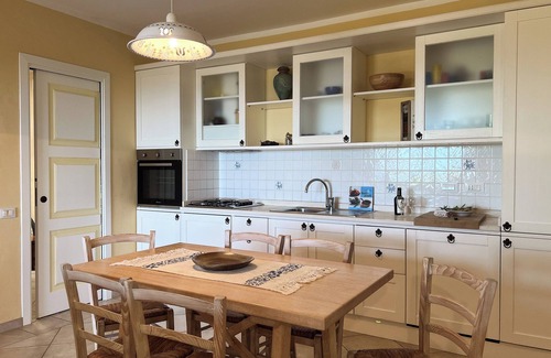 Chia Villa | VILLETTA KAYTE - Lovely villetta in central location, sea views, near beach