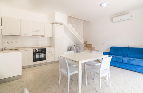 Viddalba House | Villetta Mario climatizzata con giardino privato