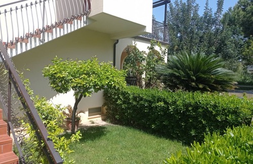 Foggetta Apartment | Villino La Rotonda - Villa with terrace and private garden