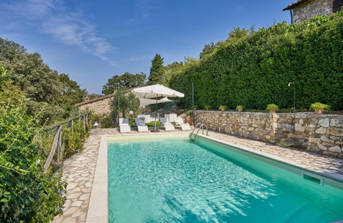 Simignano Villa | Villino Marmoraia