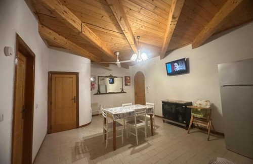 Torre Castiglione Apartment | Villino Nausika fronte mare - B