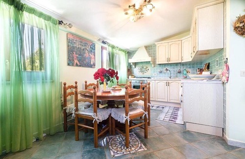 Schiazzano Villa | Villino Zoe: A graceful cottage surrounded by a lemon and orange garden, with Free WI-FI.