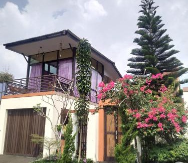Ciawi Villa | Vimala Hills FARLA Villa - 3BR