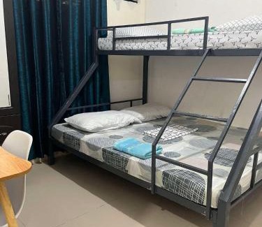 Tagum House | Vin's Transient WiFi Netflix City Hall-DRMC-EPark
