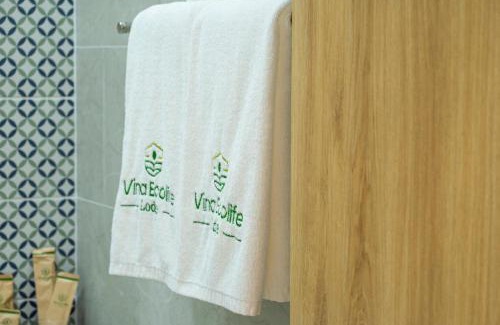 Ba Tri Hotel | VinaEcolife Lodge