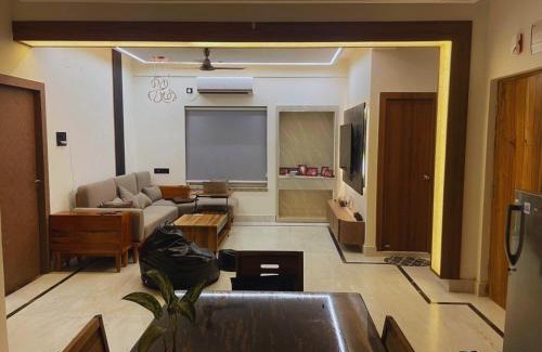 Kolkata Apartment | Vinajay Homestay 3bhk apartment with terrace and car park