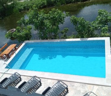 Trebinje House | Vinarija "Đelmo" apartments