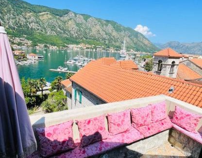 Kotor Old Town House | Vincenza Apartment