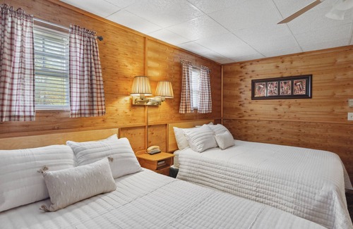 Mackinaw City Hotel | Vindel Motel