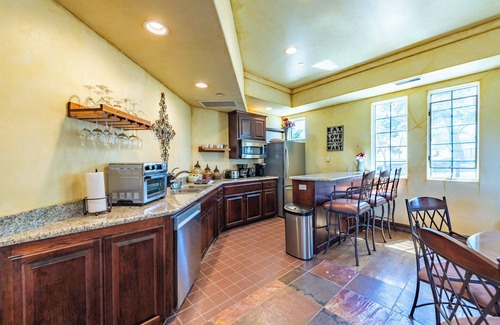 Paso Robles House | Vineyard Inn w/4BR ensuites, VIEWS, VIEWS!
