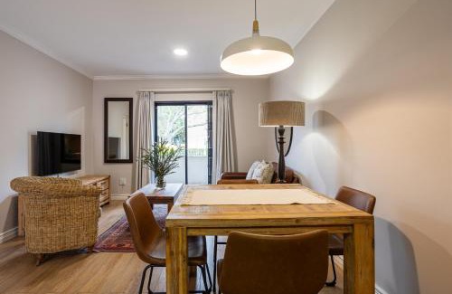 Stellenbosch Central Apartment | Vino Self Catering Apartment