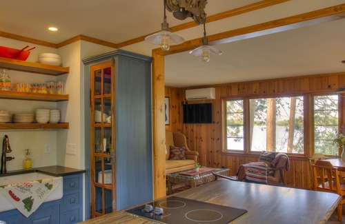 Crosslake Cabin | Vintage Cabin on Beautiful Lake O'brien - Includes Pontoon Boat
