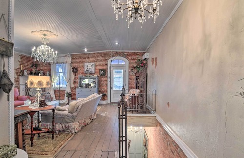 Calvert Apartment | Vintage Calvert Apartment w/ Large Balcony!