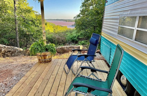 Osage County House | Vintage Camping at Keystone Lake: Boat Rental, Hiking, Campfire, Serene Outdoors