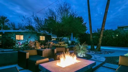 Camelback East House | Vintage Charm w Modern Comforts Pool and Hot Tub