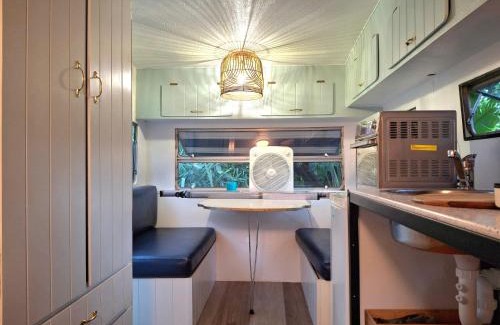 Nelly Bay House | Vintage Coral Blue