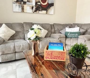 Tampa House | Vintage Family Scape + heated pool&discount