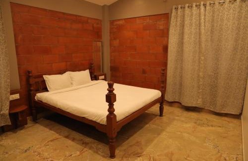 Ahmednagar Hotel | Vintage Hills Resort