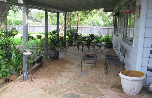 Medical Center District House | Vintage Home, Minutes from Medical Center, Sea World, and Downtown San Antonio