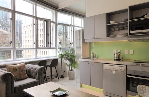 Auckland Central Business District Apartment | Vintage meets vogue, Auckland CBD