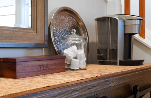 Sebastopol House | Vintage Modern Downtown Sebastopol