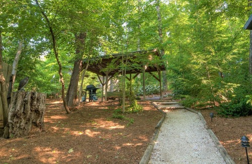 Lake Lure Cottage | Vintage mountain cottage with modern amenities, comfort and charm