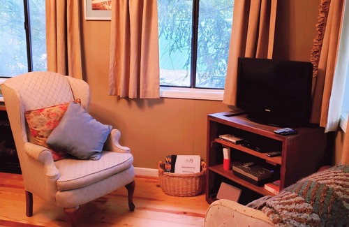 Lake Lure Cottage | Vintage mountain cottage with modern amenities, comfort and charm