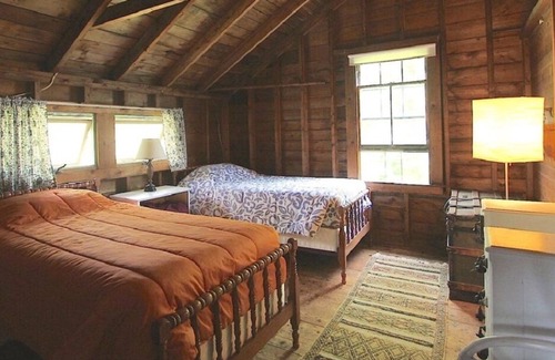 Mid-Coast and Islands House | Vintage Oceanfront 4BR Cottage ~ Private Beach & Mooring ~ Historic Countryside