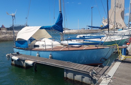Belem Boat Rental | Vintage Sail Boat in Lisbon