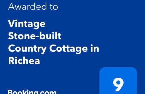 Zarakas Ski Chalet | Vintage Stone-built Country Cottage in Richea